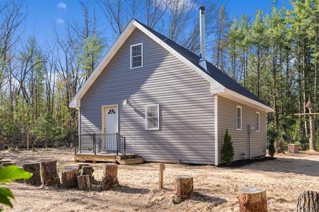 front view picture of 23748 Cutler Road, Newaygo, MI. 49337