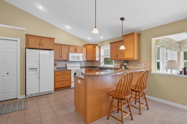Builiding view two for 1012 Coral Springs, Portage, MI. 49002