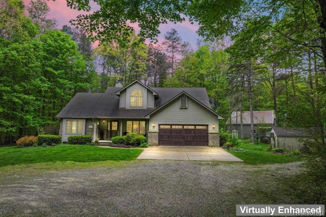 front view picture of 1104 S Wilder Road, Lapeer, MI. 48446