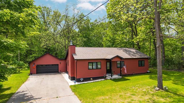 front view picture of 119 Maple Street, Fife Lake, MI. 49633