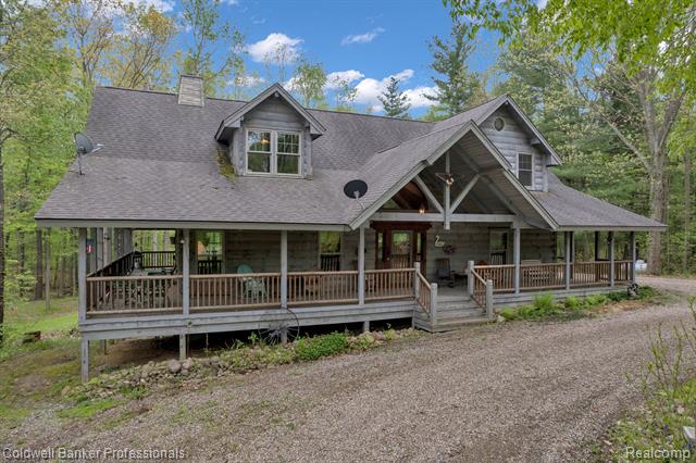 front view picture of 3118 Pratt Lane, Attica, MI. 48412