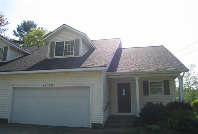 front view picture of 17328 Hazel Street, Spring Lake, MI. 49456