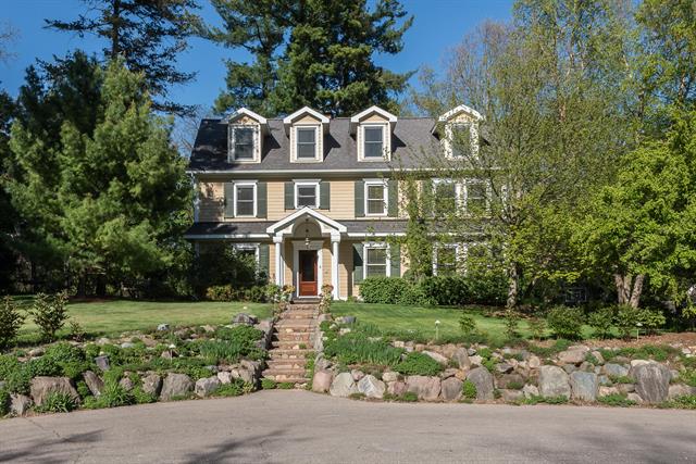 front view picture of 785 Arlington Boulevard, Ann Arbor, MI. 48104