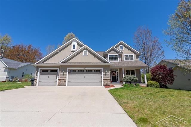 front view picture of 2607 Hollyberry Drive, Midland, MI. 48642