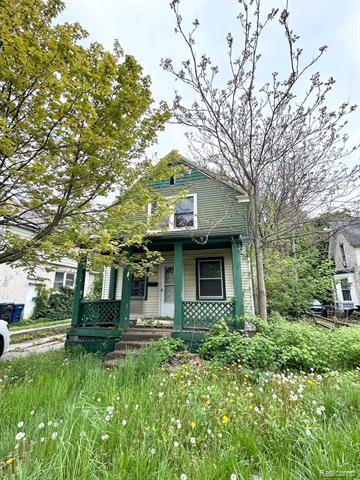 front view picture of 2535 Flushing Road, Flint, MI. 48504