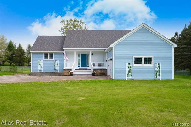 front view picture of 7371 Burpee Road, Grand Blanc, MI. 48439