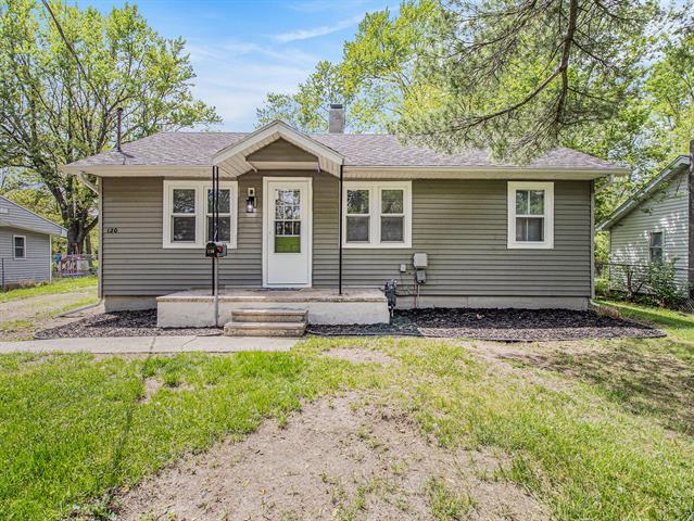 front view picture of 120 S 26Th Street, Battle Creek, MI. 49015