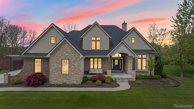 front view picture of 23398 Golfview Drive, Grosse Ile, MI. 48138