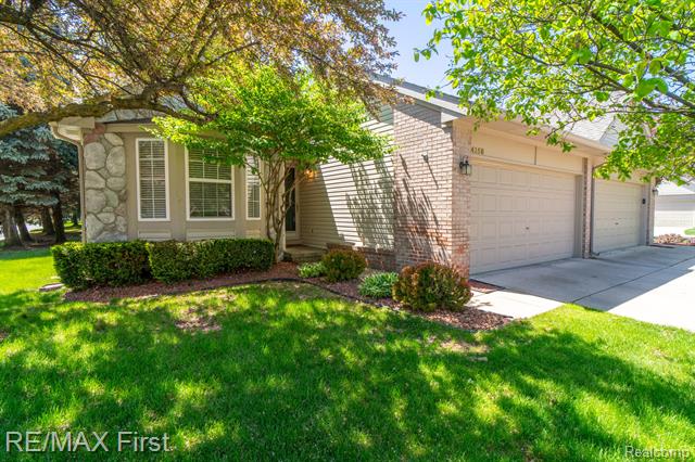front view picture of 4158 Richfield Drive, Sterling Heights, MI. 48314