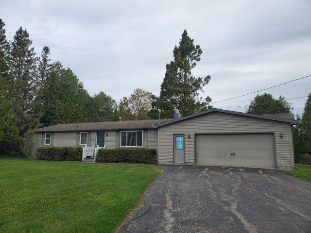 front view picture of 822 W M-55, West Branch, MI. 48661