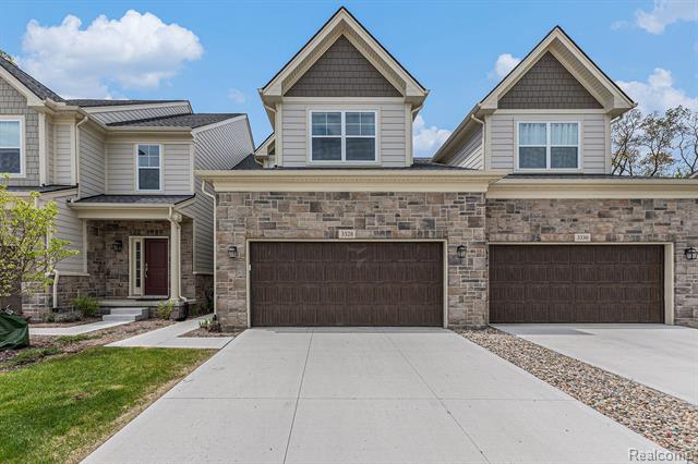 front view picture of 3328 Roseford Boulevard, Ann Arbor, MI. 48105