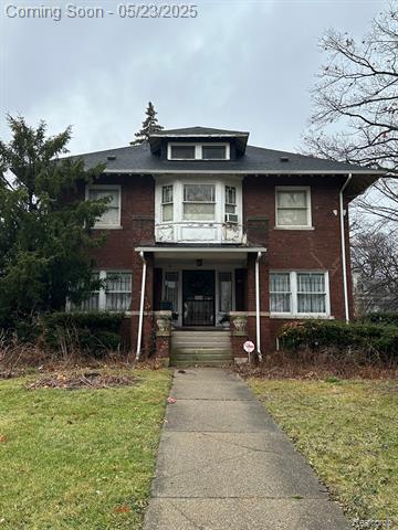 front view picture of 2105 Burns Street, Detroit, MI. 48214