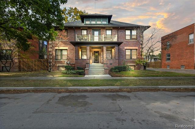 front view picture of 8019 Third, Detroit, MI. 48202
