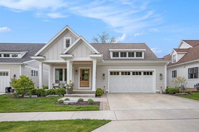 front view picture of 7314 Schoolhouse Drive Se, Ada, MI. 49301