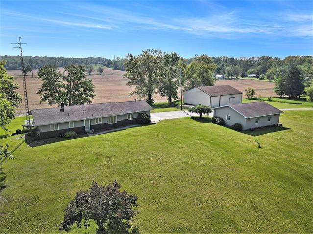 front view picture of 67349 Shimmel Road, Sturgis, MI. 49091