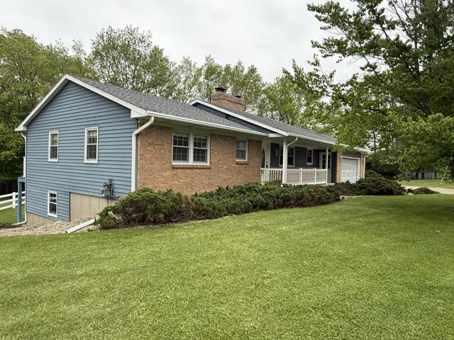 front view picture of 12498 Daling Court Nw, Grand Rapids, MI. 49534