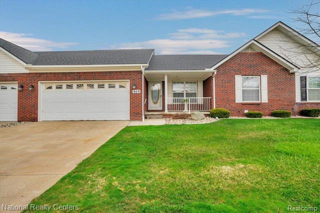 front view picture of 469 Harvard Drive, Romeo, MI. 48065