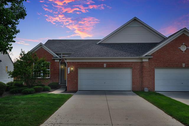 front view picture of 3752 Vicksburg Way, Howell, MI. 48843