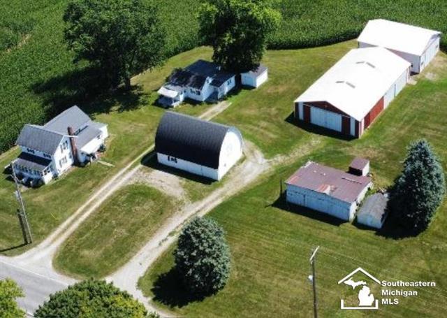 front view picture of 3325 W Albain Road, Monroe, MI. 48161