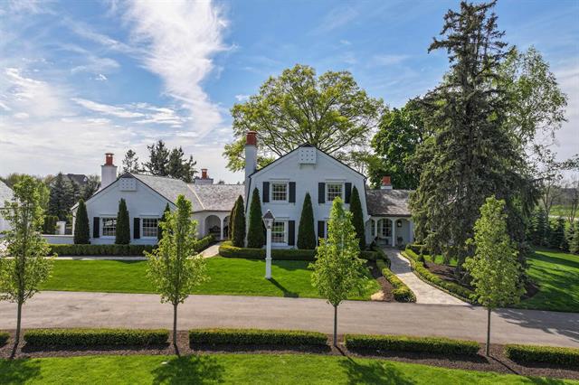 front view picture of 8000 Vassar Road, Grand Blanc, MI. 48439