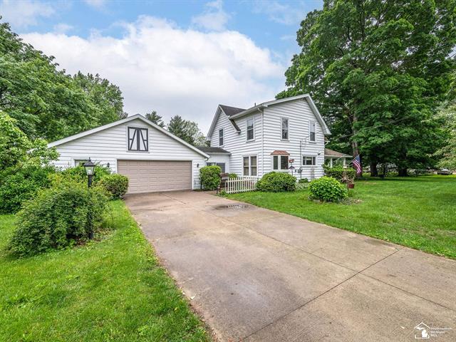 front view picture of 6737 Green Road, Ottawa Lake, MI. 49267