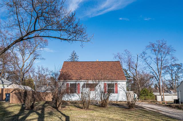 front view picture of 2669 Bellwood Avenue, Ann Arbor, MI. 48104