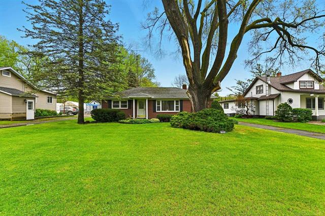 front view picture of 10654 Exeter Road, Carleton, MI. 48117
