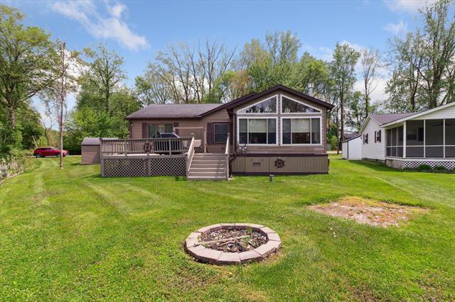 front view picture of 204 Crockett Drive, Quincy, MI. 49082