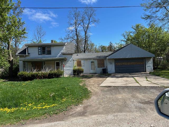 front view picture of 3360 W Dayton Street, Flint, MI. 48504