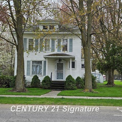 front view picture of 205 S Midland Street, Merrill, MI. 48637