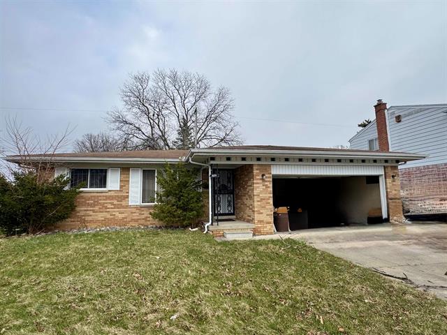front view picture of 6714 Parkbelt Drive, Flint, MI. 48505