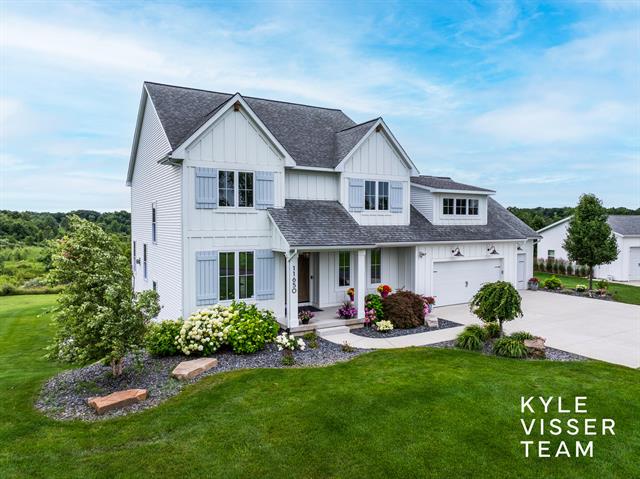 front view picture of 11650 Lally Street Ne, Lowell, MI. 49331