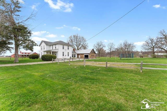 front view picture of 1024 Plank Road, Dundee, MI. 48131