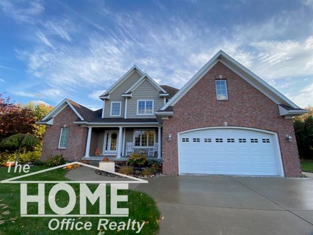 front view picture of 1200 Holly Court, Owosso, MI. 48867
