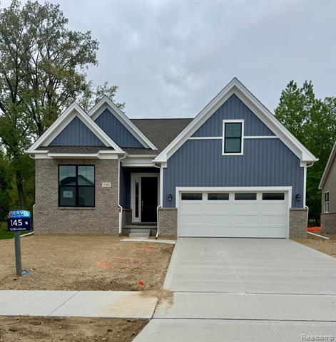 front view picture of 7783 Arimoore Drive, West Bloomfield, MI. 48322
