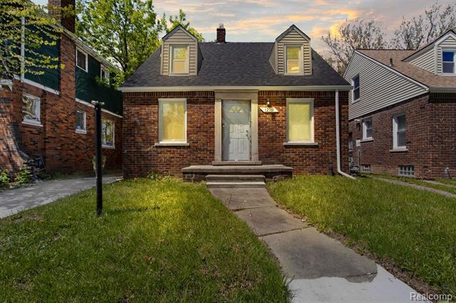 front view picture of 12719 Wade Street, Detroit, MI. 48213