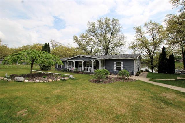front view picture of 2172 E 84Th Street, Newaygo, MI. 49337