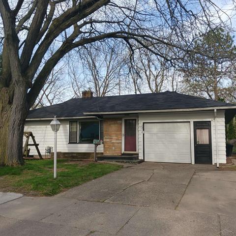 front view picture of 2312 Mayfield Avenue, Saginaw, MI. 48602