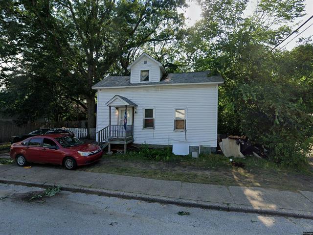 front view picture of 1135 Holt Street, Muskegon, MI. 49442