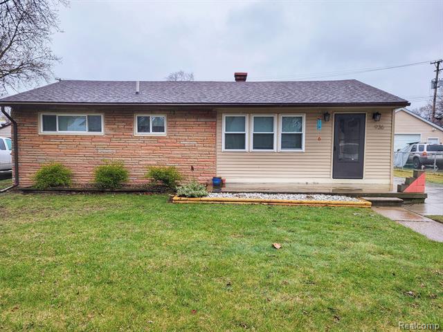 front view picture of 936 Davis, Ypsilanti, MI. 48198