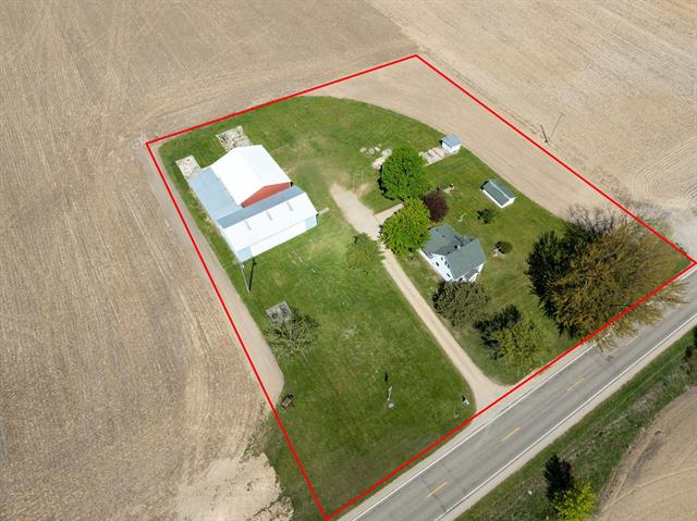 front view picture of 11103 N Luce Road, Alma, MI. 48801