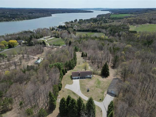front view picture of 1501 S Ruby Lane, Lake Leelanau, MI. 49653