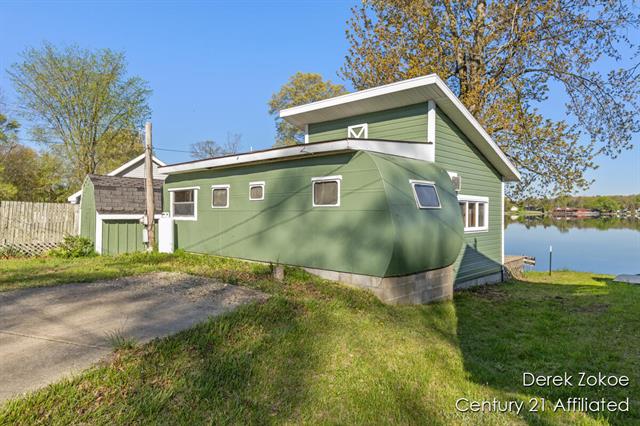 front view picture of 771 Sunny Trail, Greenville, MI. 48838