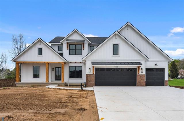 front view picture of 1912 Creekside Drive Sw, Byron Center, MI. 49315