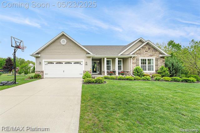 front view picture of 5956 Kerri Lane, Howell, MI. 48855