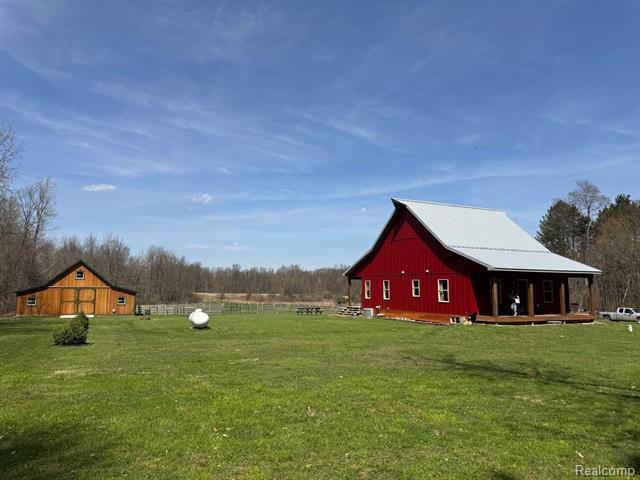 front view picture of 4263 Welch Road, Attica, MI. 48412