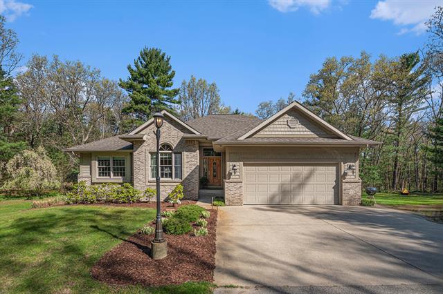 front view picture of 999 Holton Whitehall Road, Whitehall, MI. 49461
