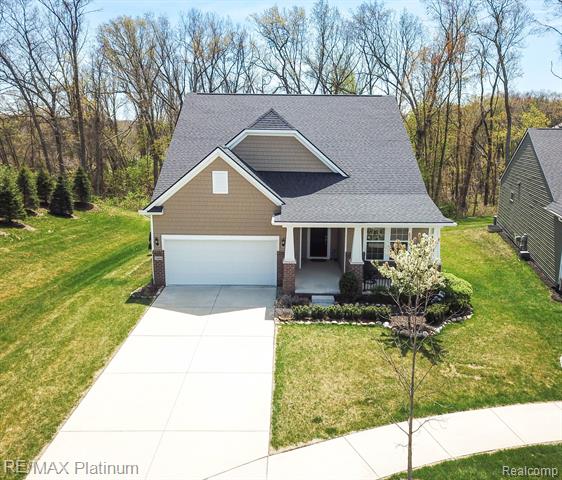 front view picture of 1068 Spring Trail, Brighton, MI. 48116