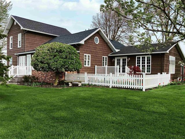 front view picture of 9642 Fike Road, Blissfield, MI. 49228