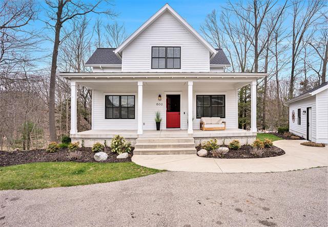 front view picture of 602 Artisan Row Court, Douglas, MI. 49406
